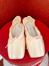 New NIB Bloch Signature Rehersal S0168 Pointe Dance Shoes