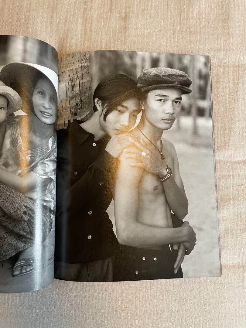 美品Bruce Weber Vietnam WEBER, Bruce. You can take the boy out of Vietnam but you