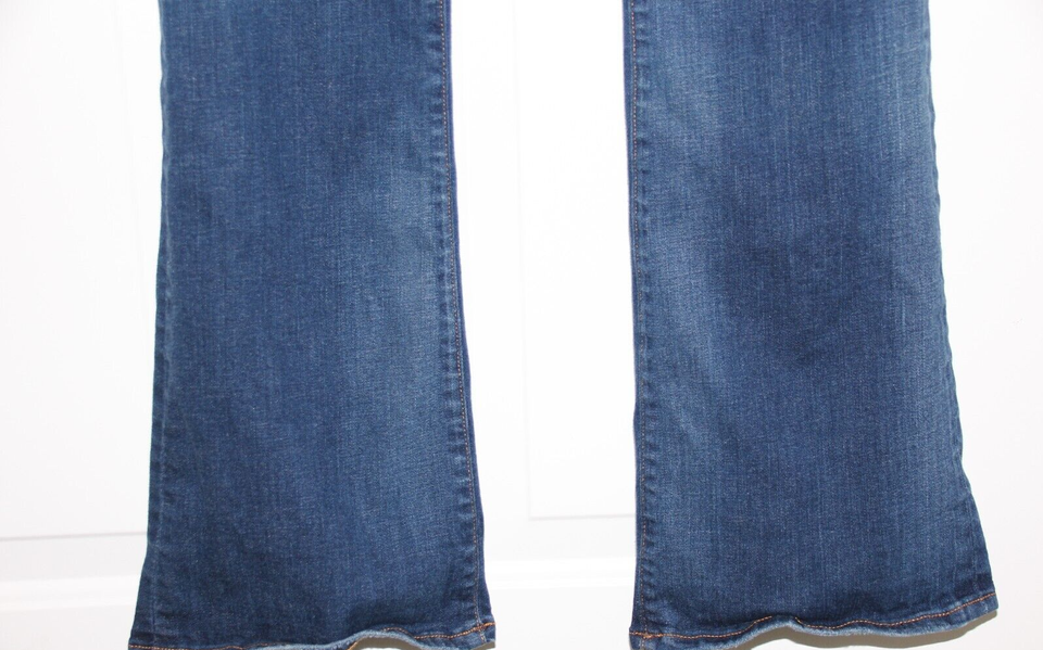 True Religion Jeans Womens 27 Bootcut USA Made Low Rise Denim Western