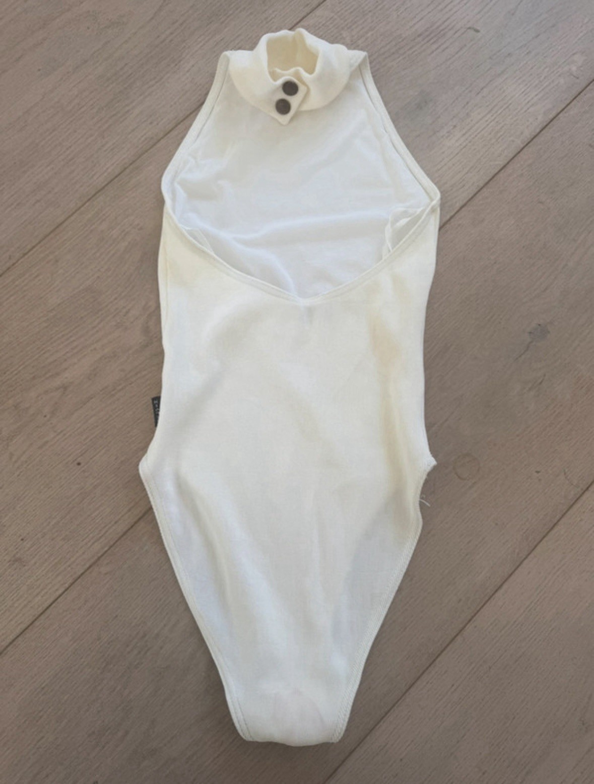 Foto 2 di 14