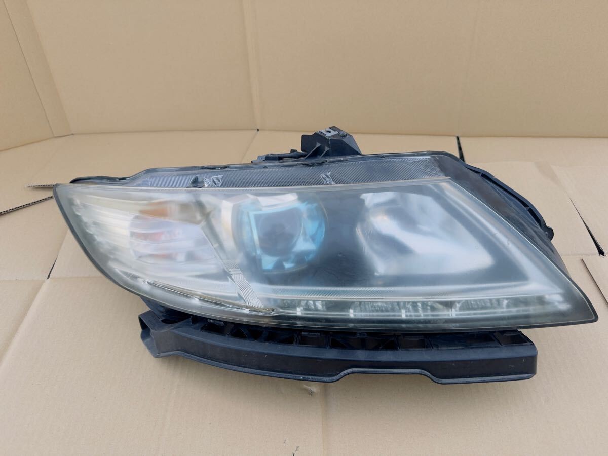 CR-Z ZF1 左ヘッドライト HID KOITO 100-22010 CR-Z ZF1 左ヘッドライト HID KOITO 100-22010 パーツ