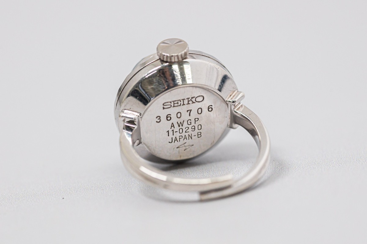 NEAR MINT* Vintage SEIKO Ring Watch 11-0290 Hand Winding Blue 17