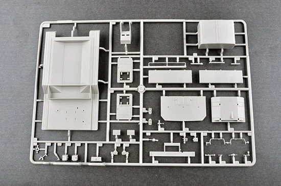 Trumpeter 1/35 01039 RUSSIAN KZKT-7428 TRANSPORTER WITH KZKT-9101 SEMI-TRAILER - Immagine 4 di 4
