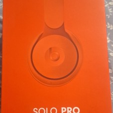 Beats by Dr. Dre Solo Pro Bluetooth Noise-Canceling Headphones DECOR BOX 