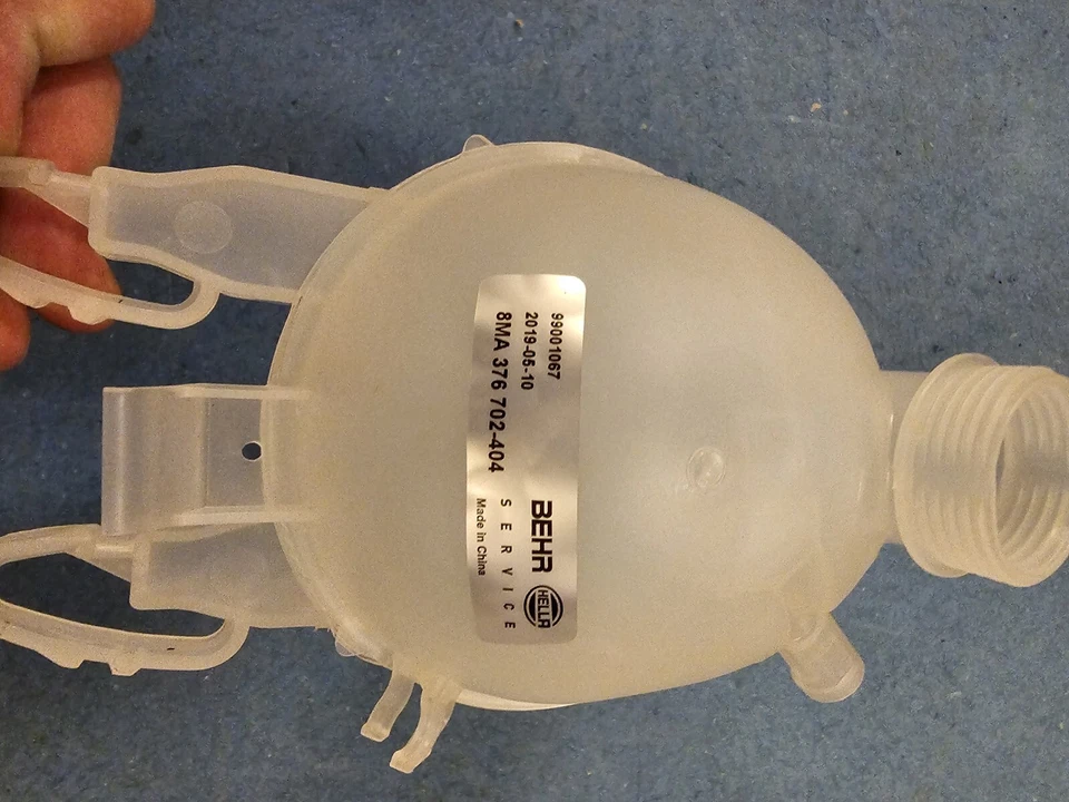 1XNEW COOLANT EXPANSION TANK BOTTLE FOR PEUGEOT MINI CITROEM DS HELLA - Image 2 of 4