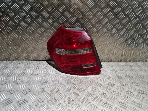 BMW E87 Bremsrückleuchte hinten links N/S OEM 2011 1er 63217164955