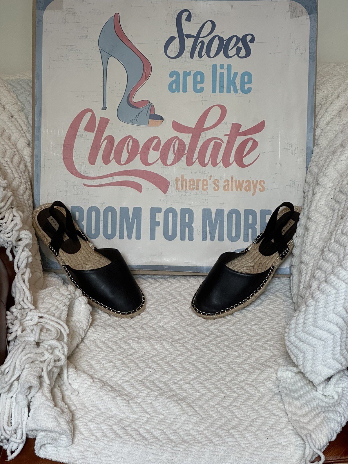 Zara Basic Espadrilles Black Flat Closed Toe Elas… - image 1