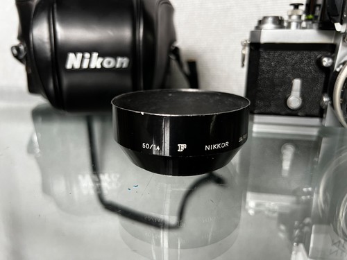 Cámara Nikon F 35 mm con visor fotográfico, lente Nikkor S f1.4 50 mm, estuche de cuero - Imagen 13 de 16