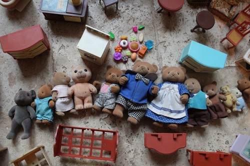 jouet maison poupée caroline's home +89 mobiliers sylvanian littles JEAN german - Photo 17/24