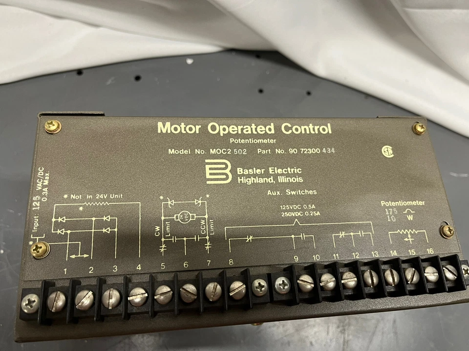 Controle operado por motor Basler Moc 2502 excelente potenciômetro - Imagem 2 de 4