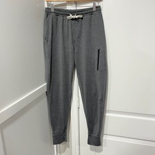 Vuori Joggers Mens Small x 28 Gray Sunday Per...