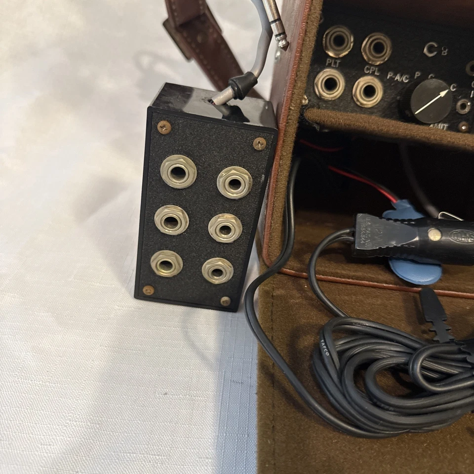 ¡Sistema de intercomunicación de avión portátil vintage! Plantronics 07066-00 ¡Push To Talk! Foto 3 de 4