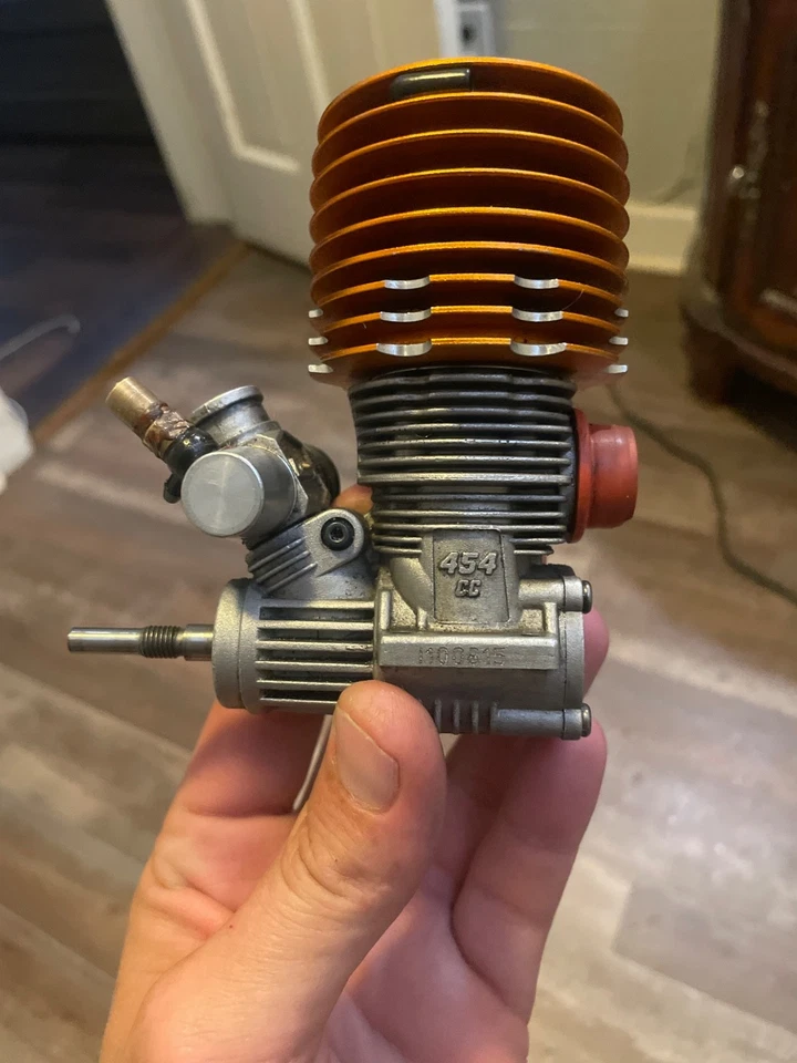 Motor nitro LOSI .28 454 Foto 2 de 4