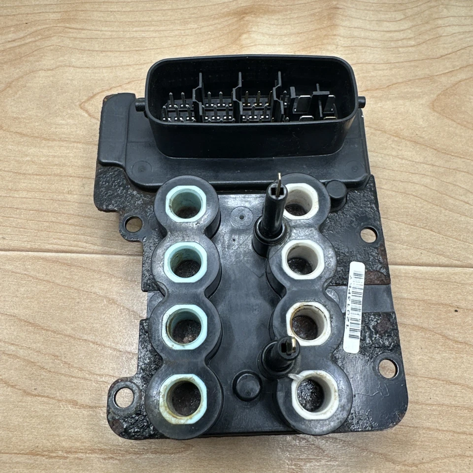 2001 2002 2003 TOYOTA SIENNA ABS EBCM MODULE 89541-08040 OEM - Image 3 of 3