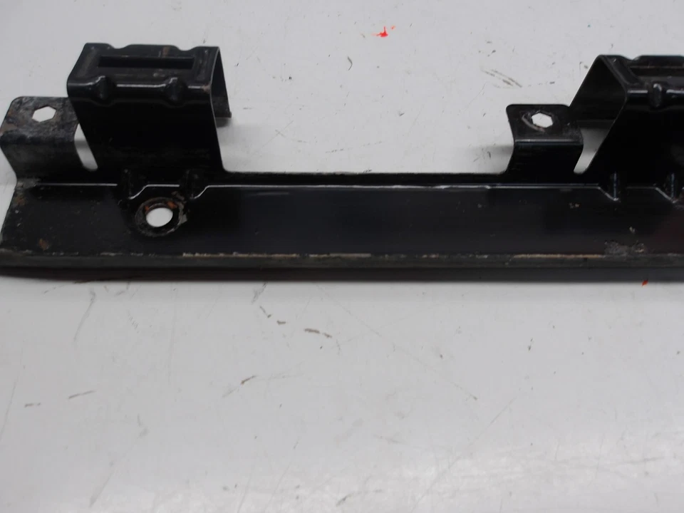 03 04 05 06 07 08 09 Hummer H2 Left/Right Front Sill Plate Mounting Bracket OEM - Image 2 of 4