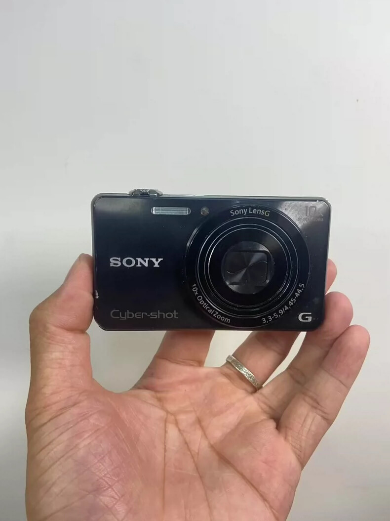 Sony Cyber-Shot DSC-WX220 18.2 MP Digital Camera 10X Optical Sony Cyber-Shot DSC-WX220 18.2 MP Digital Camera 10X Optical