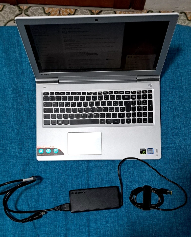 notebook Lenovo IdeaPad 700 -  i7 - 16 GB Ram - 1 Tb Hard Disk - Sound JBL - Immagine 2 di 4