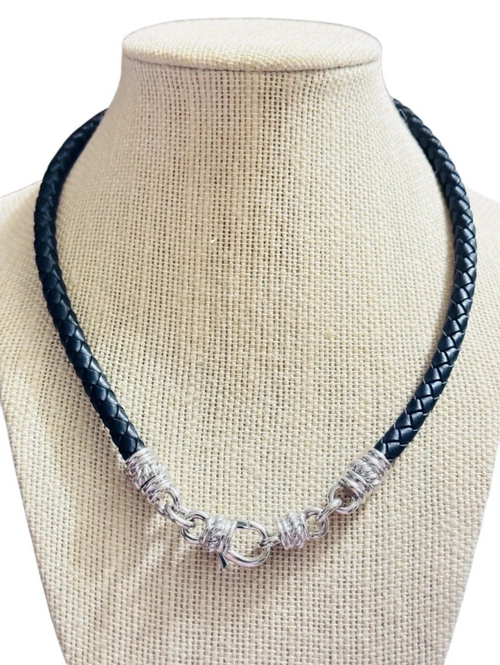 Collar colgante Judith Ripka de plata esterlina con cordón corazón con circonita cúbica Foto 3 de 4