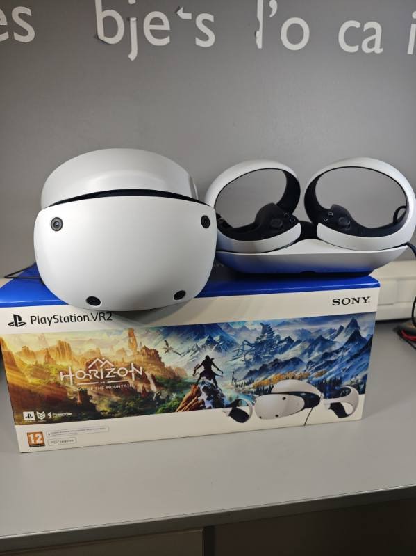 Casque Sony PlayStation VR2 PS5, Casque VR + Manette PS VR2 Sense /Garanti 2ans 