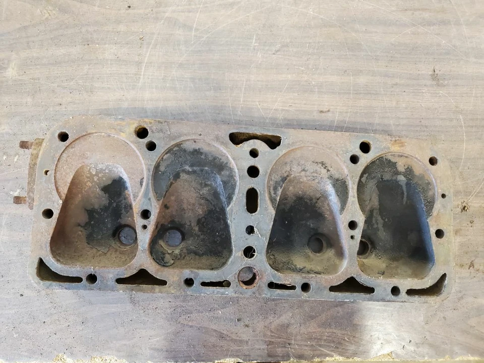 1928 - 1931 福特 A 型发动机气缸盖 — 第 2/4 张图片