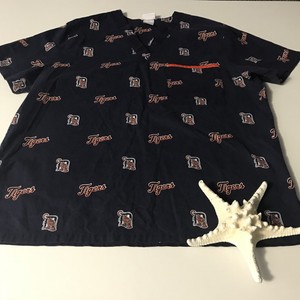 detroit tigers nurse shirt