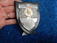 BRAMHAM   CRICKET  TROPHY MINIATURE 1960  ERA   BILL ??