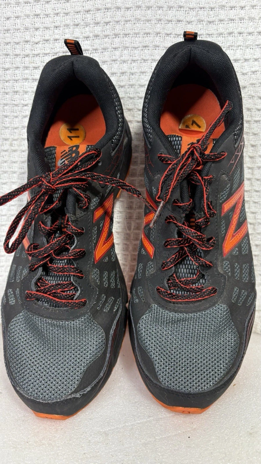 Scarpa sneaker New Balance nera e arancione da uomo 531 trail running escursionismo 11