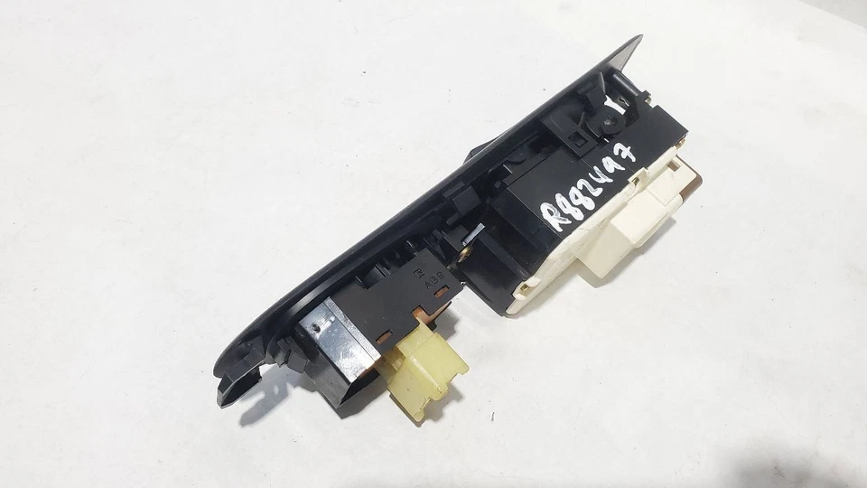 1998 Toyota Celica OEM Front Master Window Control   - image 4 of 4