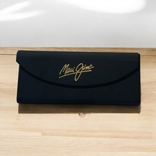 Maui Jim Magnetic Black Foldable Protective Case