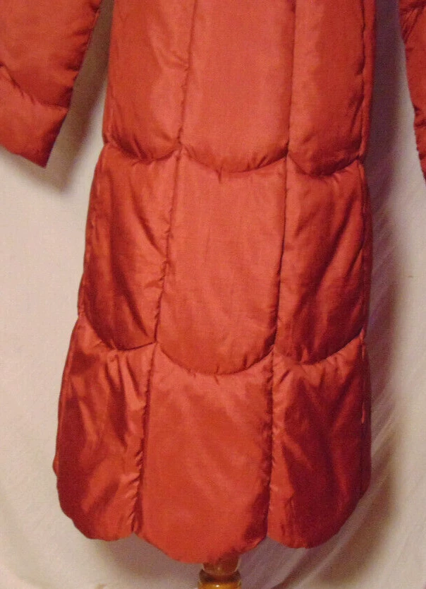 VTG FORECASTER OF BOSTON WOMENS REVERSIBLE QUILTED COAT COMFORTER SCALLOP HEM ~S - Image 4 of 4