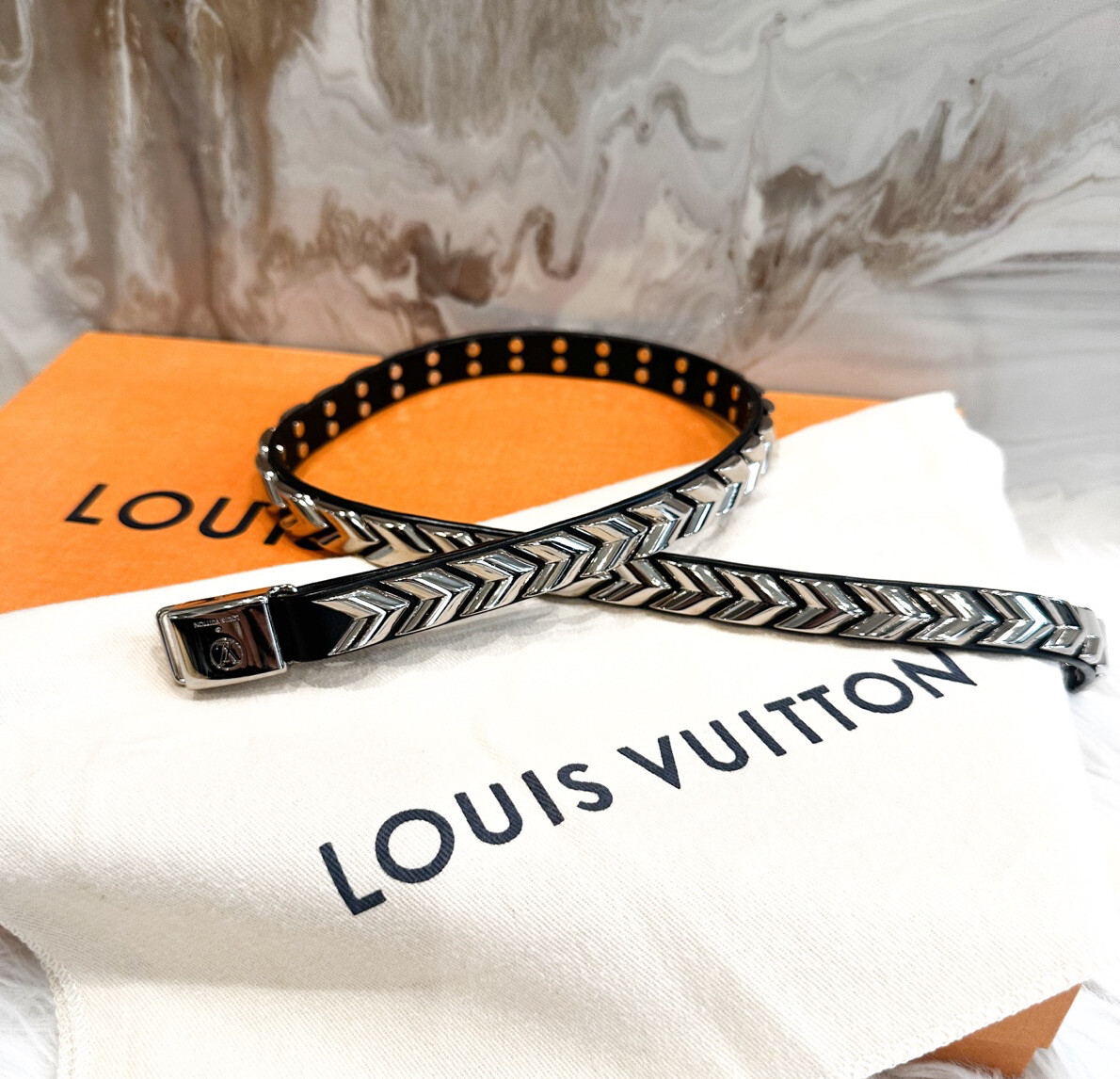Authentic Louis Vuitton Thin leather belt s-l400.jpg main image 3