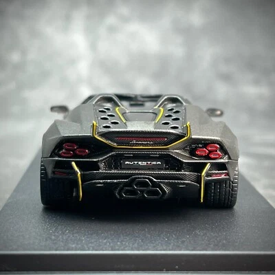 Lamborghini ランボルギーニ looksmart フィギュア Lamborghini Invencible 1:43 - Looksmart Models
