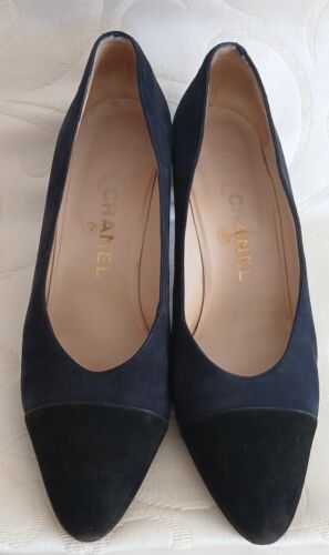 CHANEL Ladies Shoes Pumps Size 41 Eur. (10 Aust.) Suede French Navy & Black VGC - Picture 1 of 6
