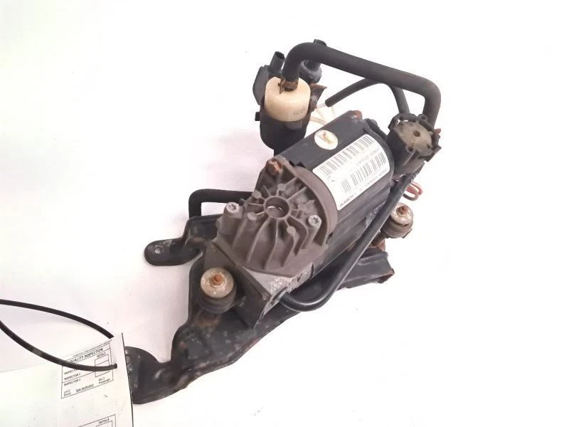 BOMBA COMPRESOR SUSPENSIÓN AIRE compatible con MERCEDES-BENZ E500 2003-2006 OEM 2113200304 Foto 2 de 4