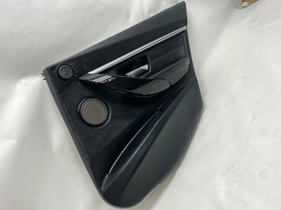 BMW 340I XDRIVE 2016-2018 panel de puerta interior lateral derecho negro OEM Foto 3 de 4