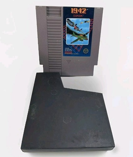 Nintendo Entertainment System NES Videospiel und Hülle von 1942 gebraucht