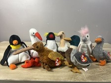 Lot of 8 ty beanie baby birds Penguins Ducks, Ostrich, Stork, Cockatoo Mint Tags