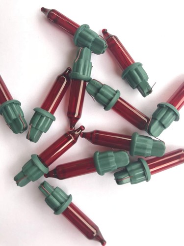100 2.5 Volt Red Replacement Mini Light Bulbs on Green Base - Red,