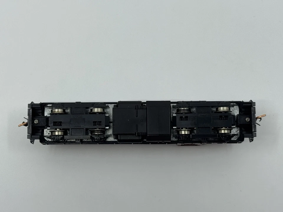 N Scale Kato Lehigh Valley Alco RS-2 Diesel Locomotive LV #214 - Image 4 of 4