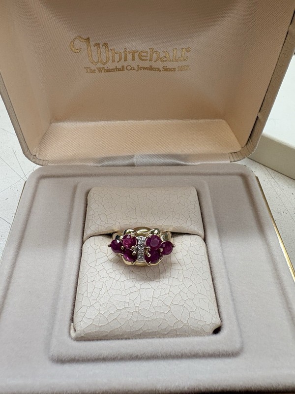 Beautiful Oval Brilliant Natural Ruby And Diamond 14k Yellow Gold Ring Size 7