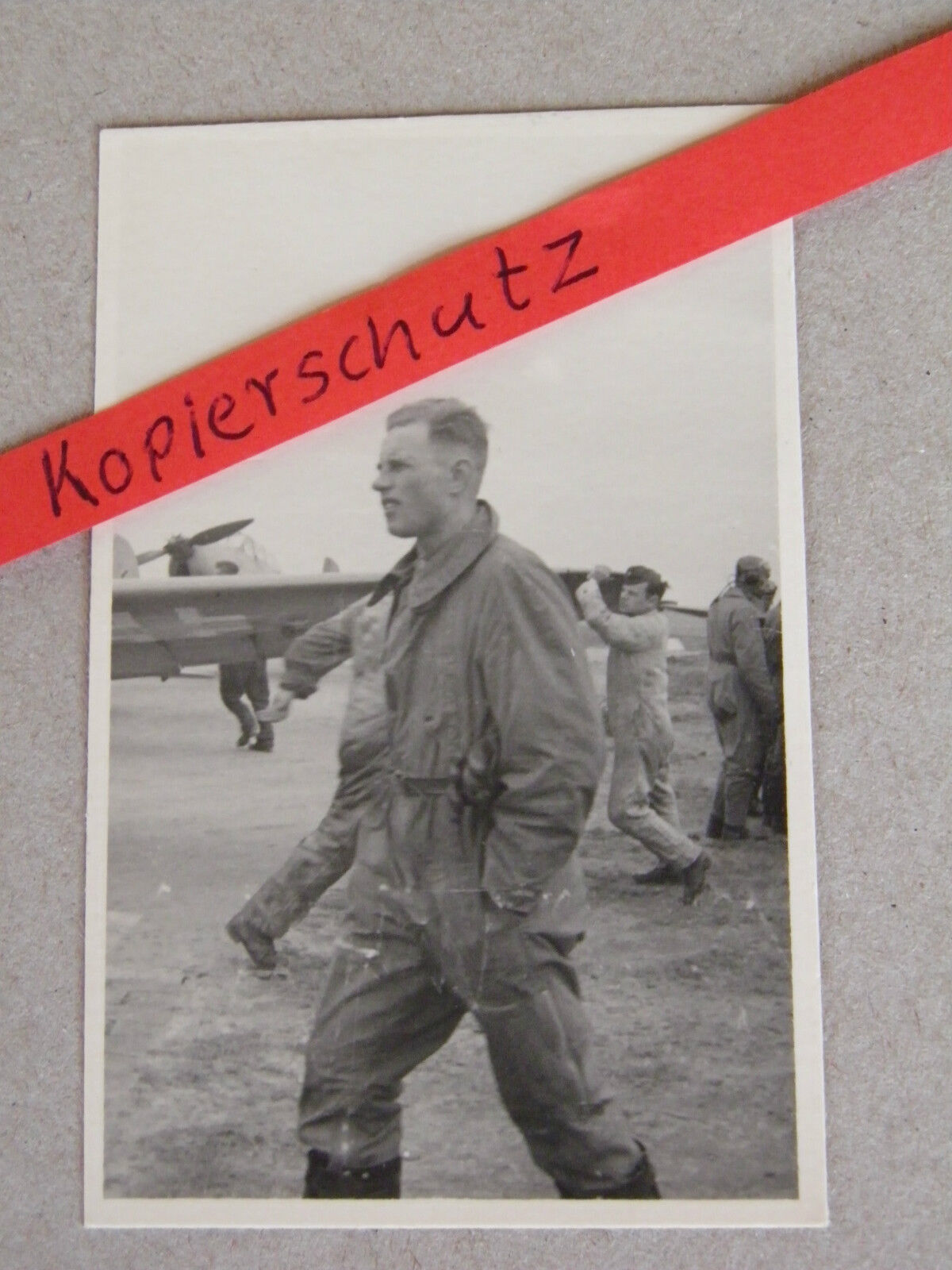 Bild 1 von 3
