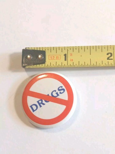 No To Drugs Pin Button Pinback - Picture 3 of 6