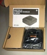 NEW OEM -Motorola Minitor VI Standard Charger - RLN6505 - Includes Power Supply*