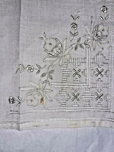 Vintage Hankie Handkerchief Cotton white Hemstitch cutwork corners Hong Kong 12 - Picture 4 of 4