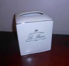 Kassatex New York  Le Bain French Porcelain Tissue Box Cover Silver Edge