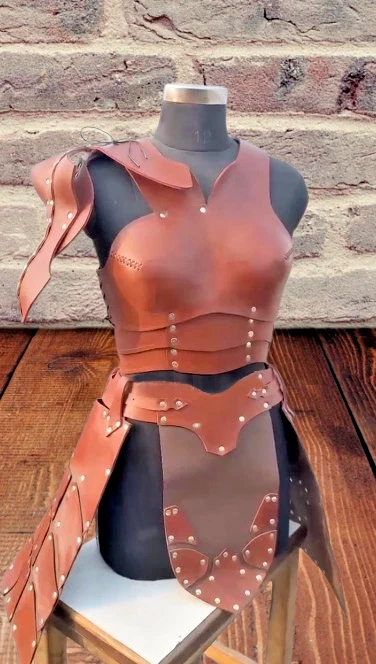 Handmade Red Leather Gladiator Armor Dress for Women - LARP, Cosplay, Costume - Image 2 of 4