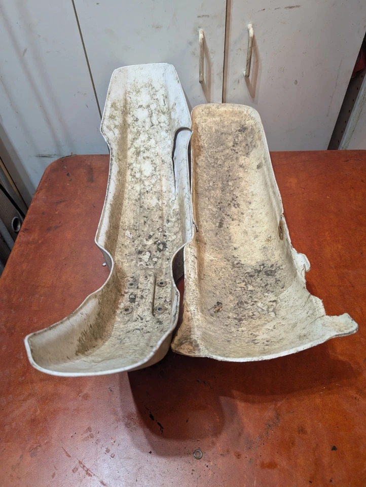 Guardabarros trasero de plástico Yamaha YZ 250 YZ 125 YZ 490 YZ 250WR 1986-1990 Foto 3 de 3