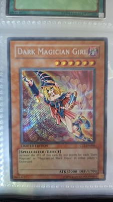 Yu-Gi-Oh! Dark Magician Girl CT2-EN004   Secret Rare Limited Edition (2005 Colle