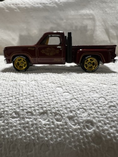 2024 Hot Wheels 1978 Dodge LiL Red Express Truck Wheel Swap With Goodyear Tires - Picture 3 of 4