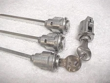 NOS Tailgate Door & Glove Locks & IHC Keys International Travelall Scout 61-71